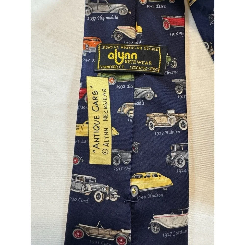 Alynn Neckwear Antique Cars Tie Vintage Classic Cars USA Made Novelty Necktie